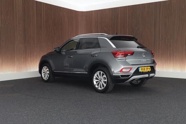Volkswagen T-Roc 1.5 TSI 150pk DSG Style Trekhaak Camera LED Virtual Cockpit Navigatie