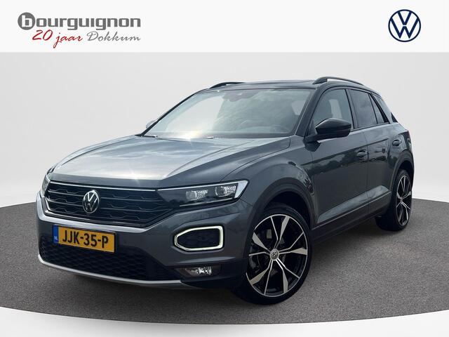 Volkswagen T-Roc 1.5 TSI Sport | Automaat | 150Pk | Pano Dak | Trekhaak | LED | Navi | Clima |