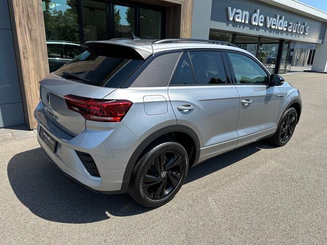 Volkswagen T-Roc 1.5 TSI 150pk DSG R-Line | Black Style | Camera | Keyless | Elek. Achterklep | Dode hoek | Rijklaar incl. 1 jaar Bovag garantie