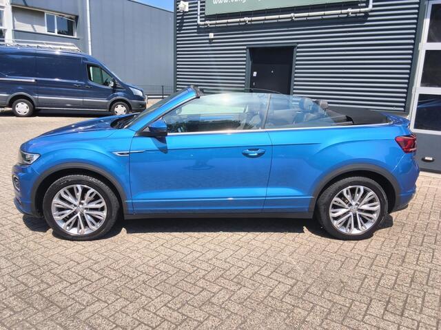 Volkswagen T-Roc Cabrio 1.5 TSI R-Line . Cabrio. Navigatie en Camera. alarm systeem