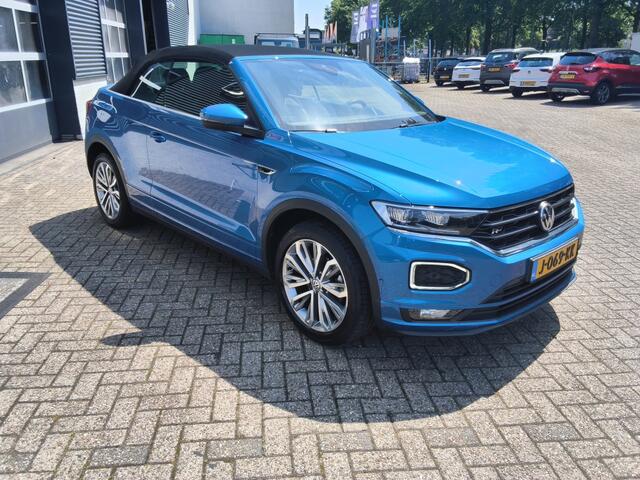 Volkswagen T-Roc Cabrio 1.5 TSI R-Line . Cabrio. Navigatie en Camera. alarm systeem