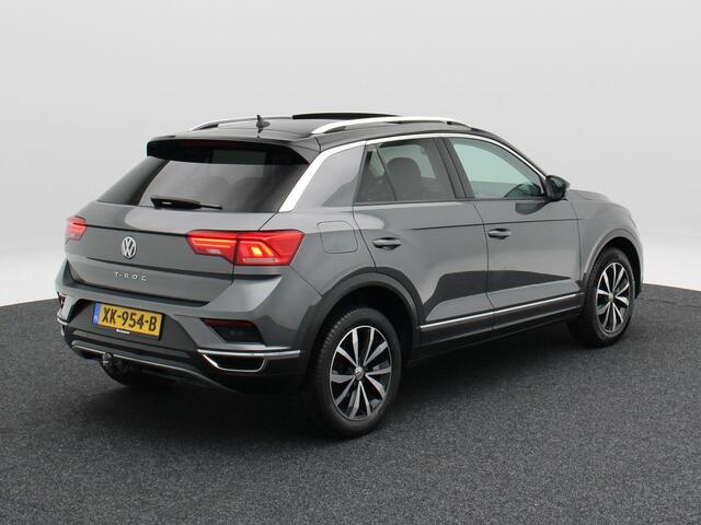Volkswagen T-Roc 1.0 TSi 115 Pk Style | Stoel/Stuurverwarming | Adaptive Cruise | Panorama dak | Trekhaak | Camera | Climatronic | CarPlay | 17 Inch | 73.436 Km !!