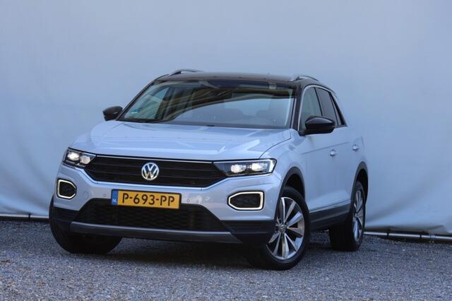 Volkswagen T-Roc 1.5 TSI Style - 150 pk ** / LED / Camera / DSG / Carplay