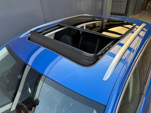 Volkswagen T-Roc 1.0 TSI Style Panodak LED Adapt. cruise NL auto