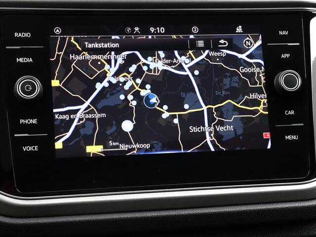 Volkswagen T-Roc 1.5 TSI 150pk DSG Style · Panoramadak · Camera · Elek. Achterklep · Dodehoeksensor · Stoelverwarming · Apple/Android Car Play ·
