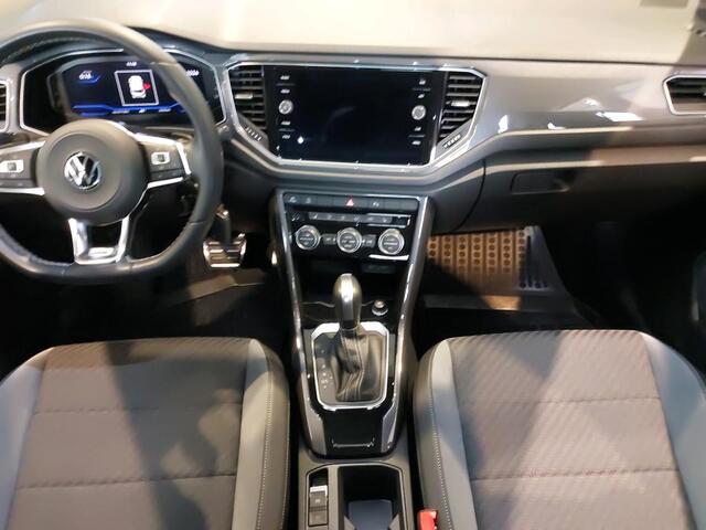 Volkswagen T-Roc 1.5 TSI 150pk Sport Business R-line DSG / Panoramadak / Camera / Adaptive Cruise / BEATS