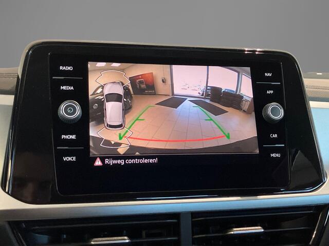 Volkswagen T-Roc 1.0TSI/110PK Life 75 Edition · Apple/Android Car Play · Camera + Parkeersensoren · LED