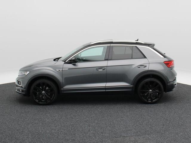 Volkswagen T-Roc 1.5 TSi 150 Pk Automaat R line | Trekhaak | Stoelverwarming | Panorama dak | Camera | Adaptive Cruise | Climatronic | Carplay | 19 Inch | 58.509 Km !!