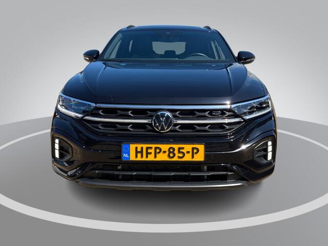 Volkswagen T-Roc 1.5 TSI 150PK DSG R-Line Business · Panoramadak · Apple/Android Car Play · Camera · Dodehoek sensoren · Navigatie · Black Style ·
