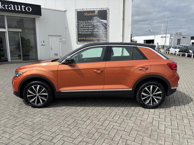 Volkswagen T-Roc 1.0 TSI Style Navi Trekhaak Carplay Stoelverwarming