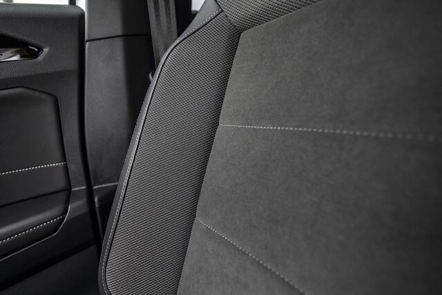 Volkswagen T-Roc 1.5 TSI R-Line | Ergo-stoel | Camera | Carplay