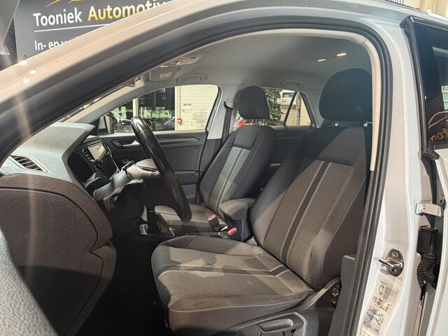 Volkswagen T-Roc 1.5 TSI Style climat/cruise control en navigatie
