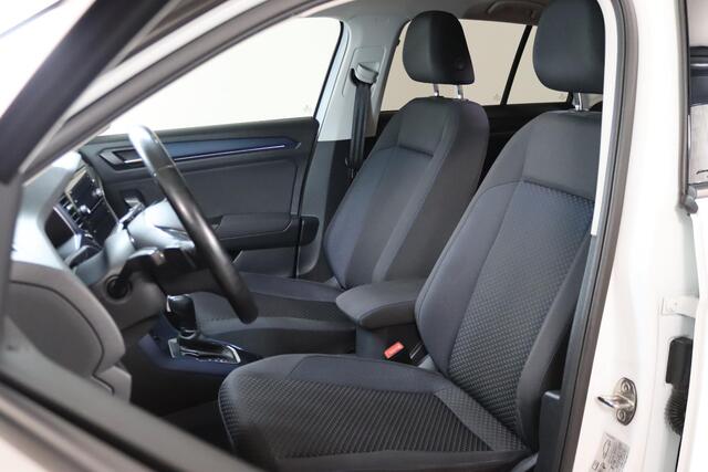 Volkswagen T-Roc 1.5 TSI Sport R-line ACC, Stoelverwarming, Apple CarPlay/Android Auto