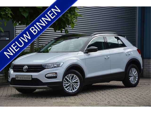 Volkswagen T-Roc 1.5 TSI Style Business ADAP. CRUISE | TREKHAAK | CLIMA | CARPLAY | PDC | STOELVERW. | NAVI | ENZ