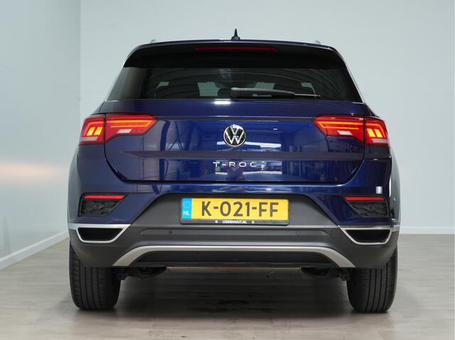 Volkswagen T-Roc 1.0 115pk TSI Style Navigatie achteruitrijcamera 212