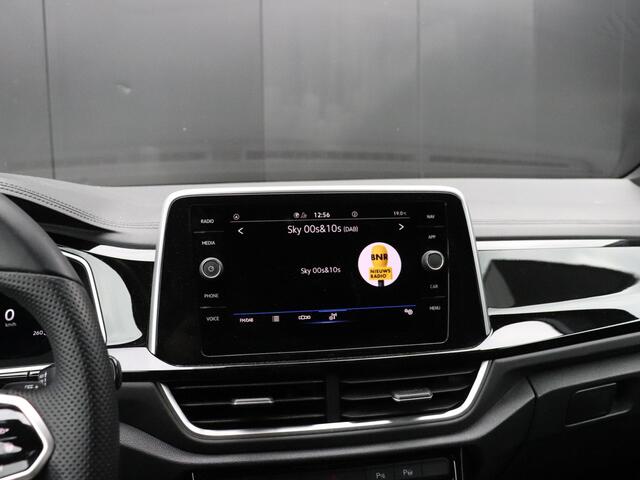 Volkswagen T-Roc 1.5 TSI R-Line Business+ | STOEL/STUURVERW. | CAMERA | APPLE CARPLAY | ADAPT. CRUISE |