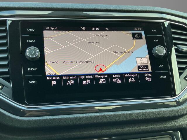 Volkswagen T-Roc 1.5TSI/150PK Sport Business R DSG · R-line exterieur · Navigatie · Apple/Android Car Play · Camera + Parkeersensoren