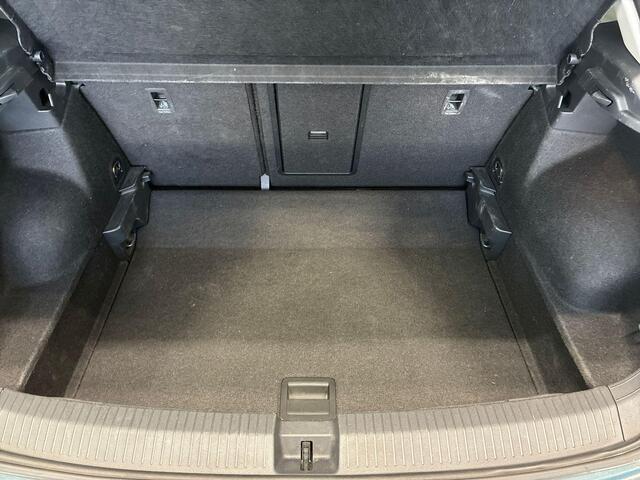 Volkswagen T-Roc 1.5 TSI 150pk DSG Life · Apple/Android Car Play · Camera · Climatronic · Navigatie · 16'' Inch ·