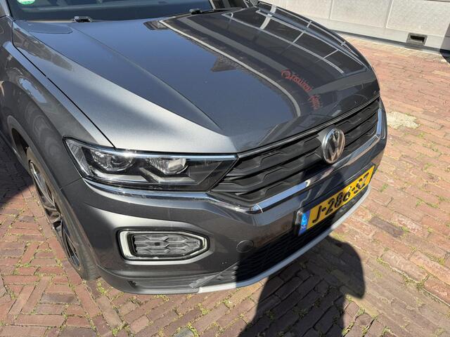 Volkswagen T-Roc 2.0 TSI 4Motion Sport Panorama Camera Virtual
