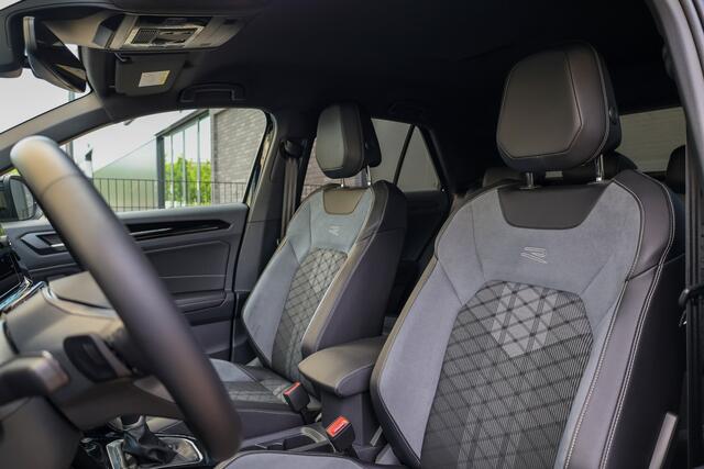 Volkswagen T-Roc 1.5 TSI R-Line Business | KEYLESS | CAMERA | IQ LIGHT | STOEL&STUURVERW | DIGITAL | ELEK KOFFERKLEP |