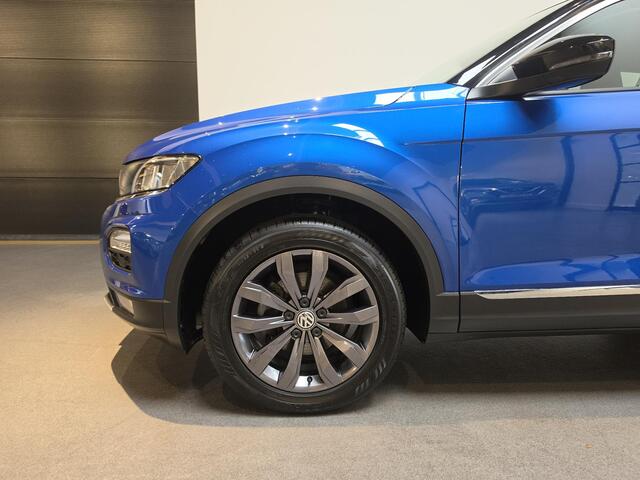 Volkswagen T-Roc 1.0 TSI Style Apple Carplay / Android Auto - Adaptive Cruisecontrol - 17''