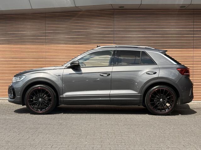 Volkswagen T-Roc 1.5 TSI R-Line Business+ Trekhaak / Carplay / Panodak / Sportstoelen / Adapt. Cruise