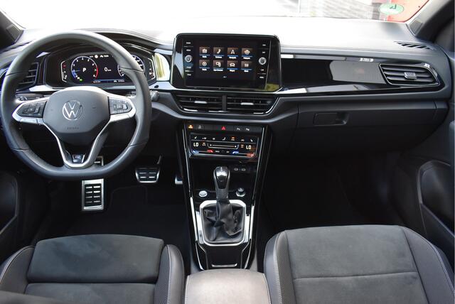 Volkswagen T-Roc 1.5 TSI R-Line Black Style LED grill, Ascot grijs, Adaptive cruise, Ergo active + Massage, IQ Light, Afn. trekhaak, Camera