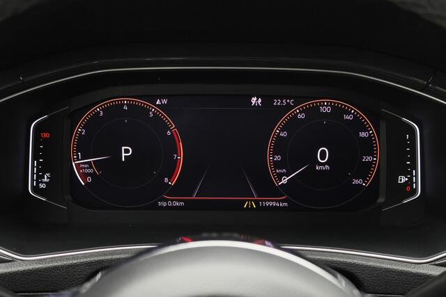 Volkswagen T-Roc 2.0 TSI 4Motion Sport Business R Panoramadak, Beats Audio, ACC, Virtual Cockpit, Camera, Trekhaak, 19''