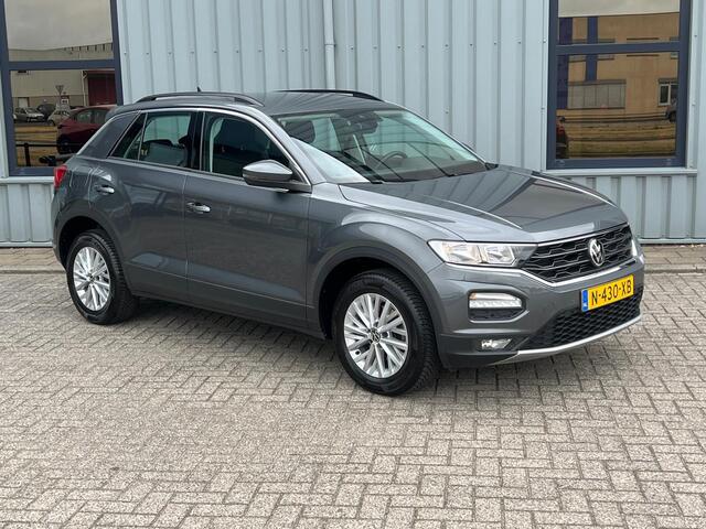 Volkswagen T-Roc 1.0 TSI Style ( Zeer nette auto volledig onderhouden )
