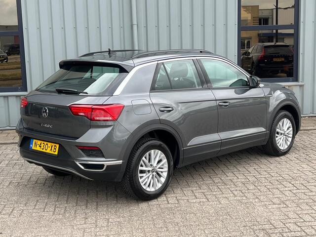 Volkswagen T-Roc 1.0 TSI Style ( Zeer nette auto volledig onderhouden )