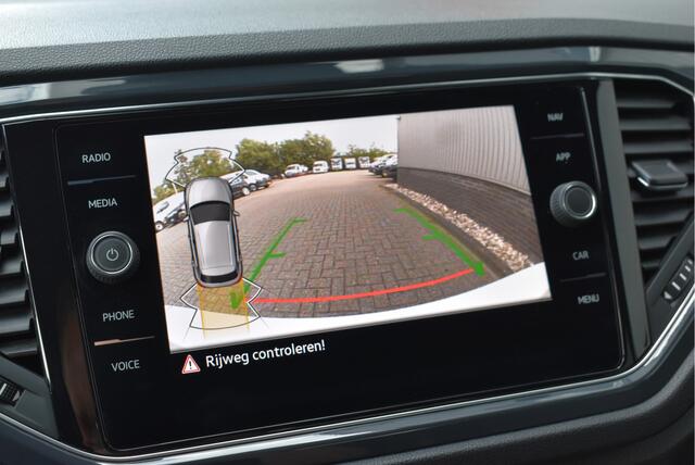 Volkswagen T-Roc 1.5 TSI Sport Virtual cockpit, Adaptive cruise, Camera, Carplay, Elek. achterklep