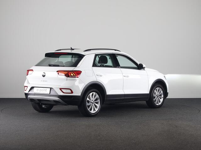 Volkswagen T-Roc 1.0 TSI Life 110 pk | Navigatie via App | LED Koplampen | Parkeersensoren (Park assist) | Achteruitrijcamera | Autom. airco | Keyless |