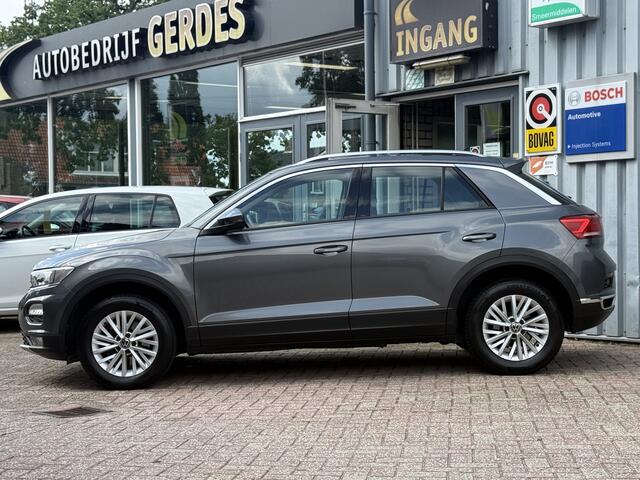 Volkswagen T-Roc 1.0 TSI Style | ADAPT. CRUISE | NAVI | DAB | PDC | CARPLAY |