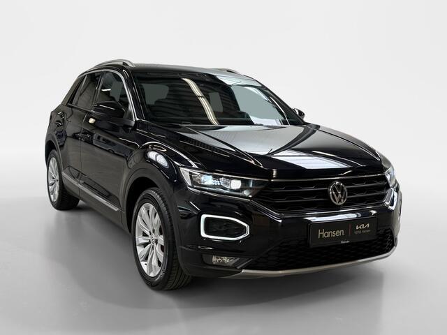 Volkswagen T-Roc 1.5 TSI Sport Business R I Trekhaak I DSG I Camera I Stoelverwarming I
