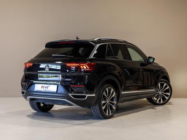 Volkswagen T-Roc 2.0 TSI 4Motion Sport / 190pk / Panorama dak / Achteruitrij camera / Leder /