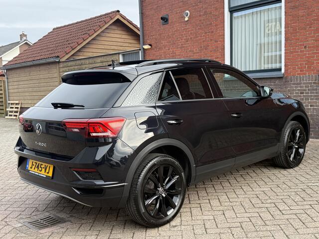 Volkswagen T-Roc 1.5 TSI Sport. | AUTOMAAT | PANO | CAMERA | VIRTUAL COCKPIT | NAVI |