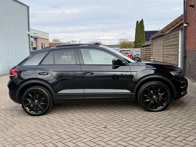 Volkswagen T-Roc 1.5 TSI Sport. | AUTOMAAT | PANO | CAMERA | VIRTUAL COCKPIT | NAVI |