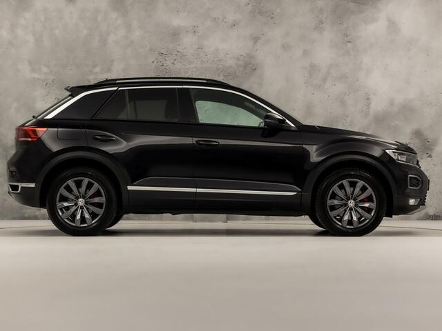 Volkswagen T-Roc 2.0 TSI 4Motion Sport R 190Pk Automaat (VIRTUAL COCKPIT, APPLE CARPLAY, STUUR/STOELVERWARMING, CAMERA, SPORTSTOELEN, GETINT GLAS, ELEK ACHTERKLEP, KEYLESS, NIEUWSTAAT)