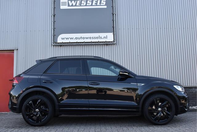 Volkswagen T-Roc 1.5 TSI R-Line Black Style LED grill, Adaptive cruise, Ergo active + Massage, IQ Light, Afn. trekhaak, Camera
