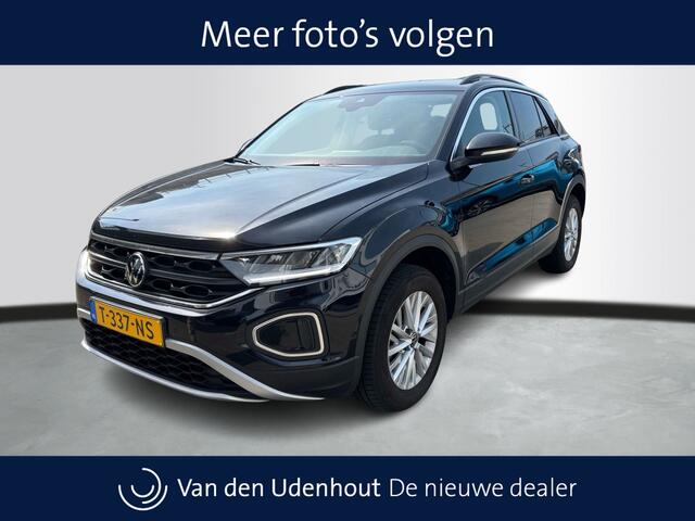 Volkswagen T-Roc 1.5 TSI Life Business 150pk | Navi | Climatronic | App Connect | Verwarmde stoelen |