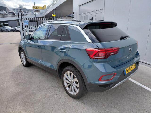 Volkswagen T-Roc 1.5 TSI Life Edition | Multimedia | Camera |