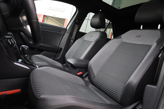 Volkswagen T-Roc 1.5 TSI Sport Business R 150PK / 110kW DSG, Panoramadak, R-Line in- en exterieur, achteruitrijcamera (rear view), parkeersensoren voor en achter (pdc), 18" 'Sebring' LMV, elektrisch verstel-, verwarm- en inklapbare buitenspiegels (spiegelpakket), lendesteun, LED verlichting, navigatie, verwarmbare voorstoelen, DAB+, elektrische achterklep, adaptieve cruise control (acc), Apple Carplay & Android Auto, keyless start & entry etc.