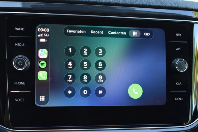 Volkswagen T-Roc 1.5 TSI Sport Business R Carplay Automaat