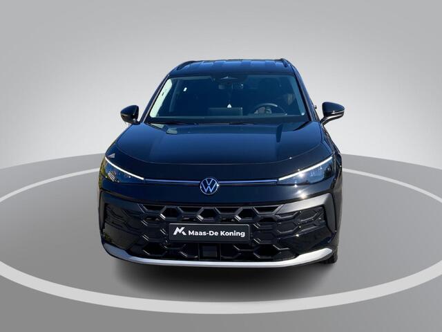 Volkswagen T-Roc Limited Edition 1.5 eTSI 116 PK 7 versn. DSG · Comfort pakket · Achteruitrijcamera · 18"LM velgen · Mega sale · Prijs is inclusief inruilpremie ·