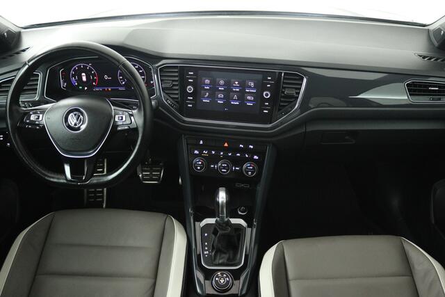 Volkswagen T-Roc 2.0 TSI 4Motion Sport (PANORAMADAK, STOEL/STUUR VERWARMING, TREKHAAK, PARKEERSENSOREN)