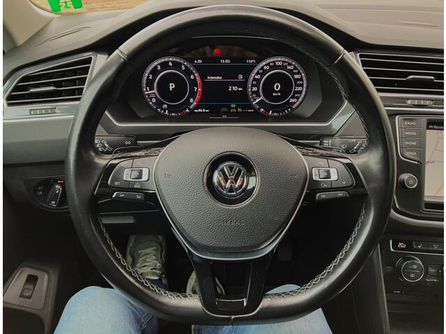 Volkswagen TIGUAN 1.4 TSI ACT Highline R-line Binnenkort verwacht! Navi / Cruise / Automaat! Binnenkort meer info!
