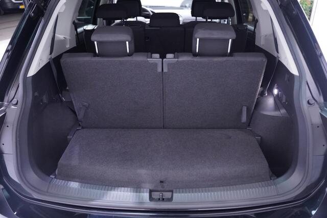 Volkswagen TIGUAN Allspace 1.5 TSI Life 7p. Winterpakket Navi PDC v+a 7-Zits Wegklapbare trekhaak