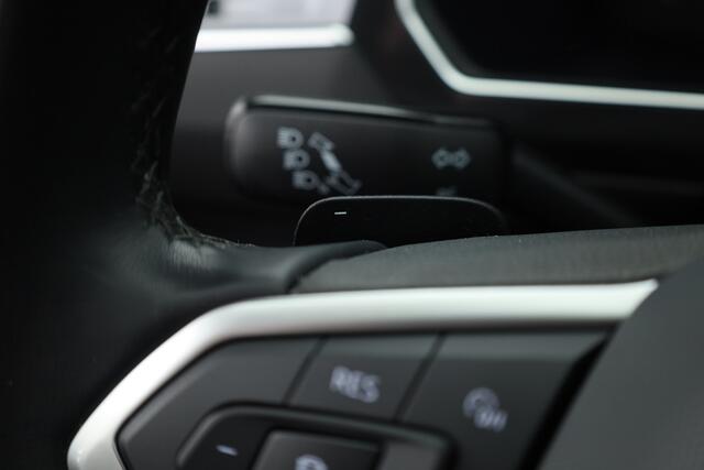 Volkswagen TIGUAN Allspace 1.5 TSI Life Business 7p. DSG | Navi | Camera | Adapt. Cruise | Elek. Trekhaak | Stoel- Stuurverw.