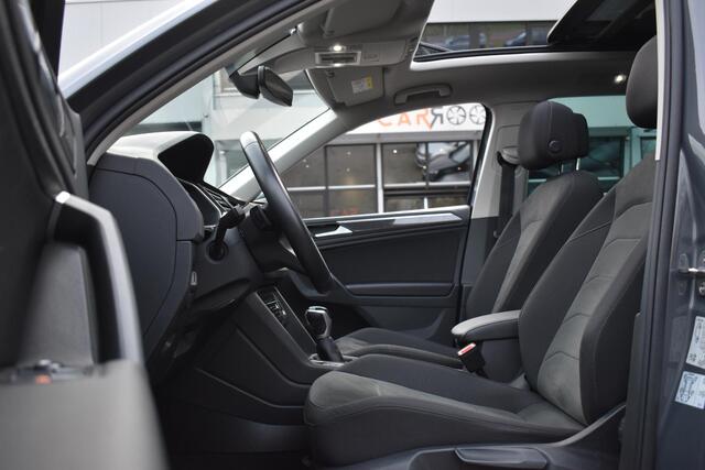 Volkswagen TIGUAN 1.5 TSI Business+ Pano StuurVw Camera Lane