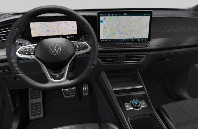 Volkswagen TIGUAN 1.5 eHybrid R-Line Edition | Panoramadak | Trekhaak | Stoelverwarming |